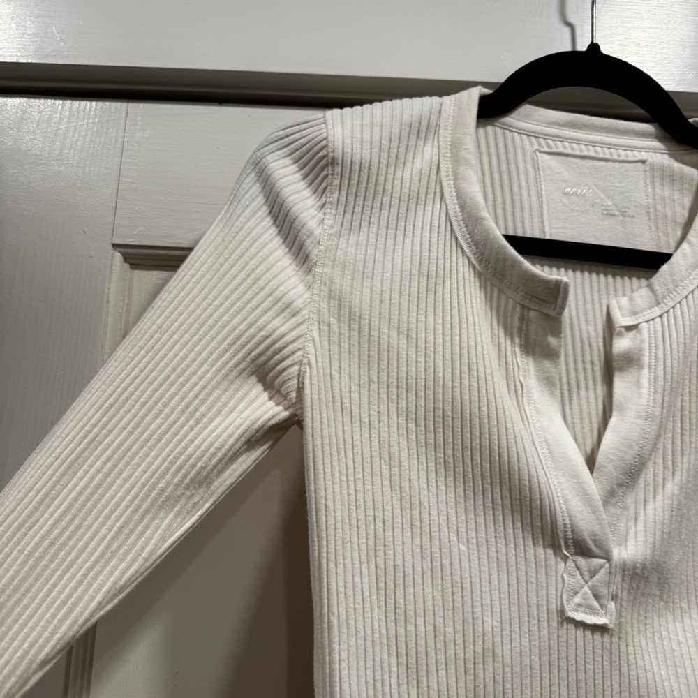 Aerie Fireside Long Sleeve Henley T-Shirt White Small Ribbed Cozy Y2K - Picture 7 of 14